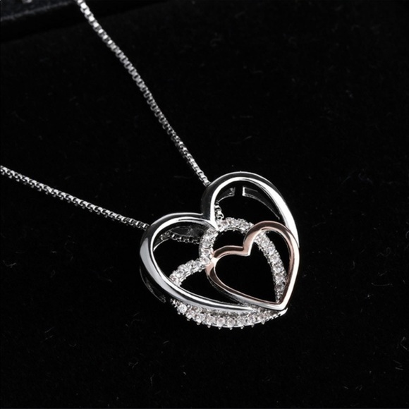 5⭐️RATED TRI COLOR HEART - Picture 3 of 7